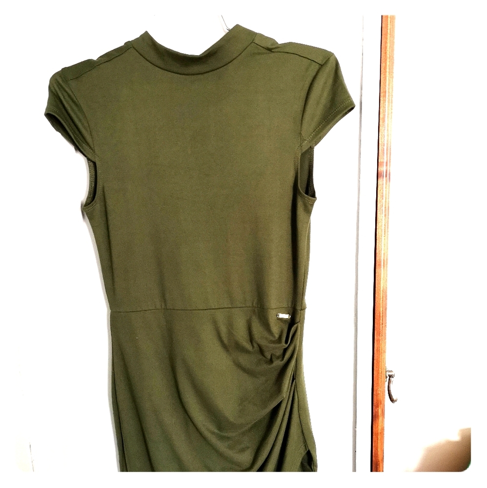 ☀️☀️Army Green Guess Dress 👗